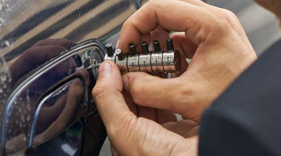 Expert flood damage restoration services in Itmann, WV